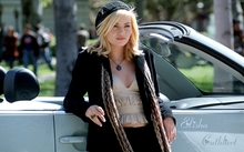 blondes women elisha cuthbert cars actress people the girl next door movie necklaces 1680x1050 Wallpaper